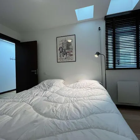 T2 Climatise Dans Monument Historique A Rochefort, Proche Centre-ville - Fr-1-246b-14 Apartment